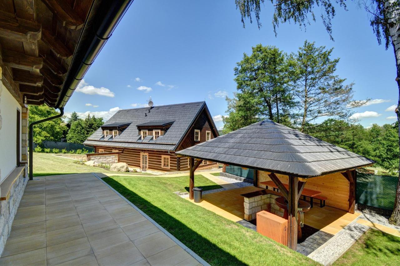 Apartamento Roubenka Pod Troskami Ktová Exterior foto