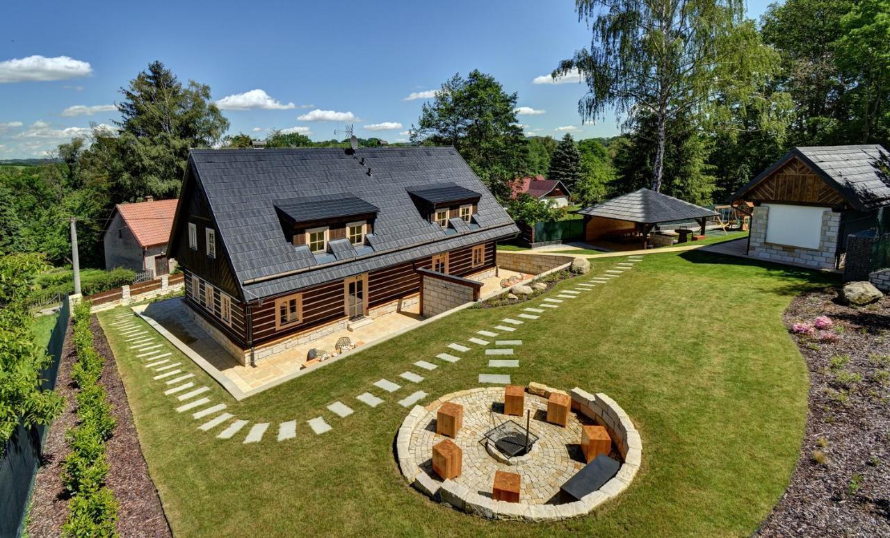 Apartamento Roubenka Pod Troskami Ktová Exterior foto