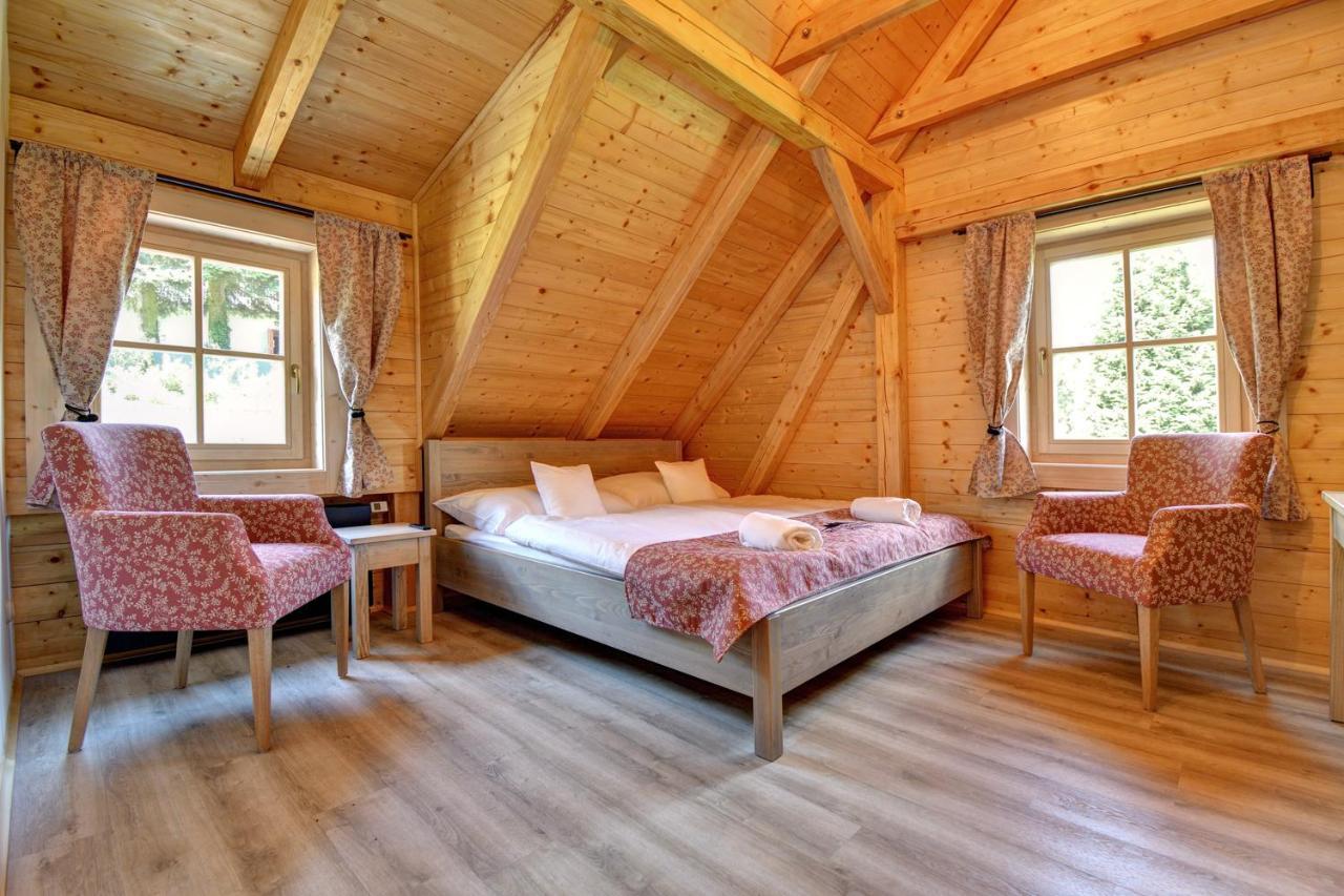 Apartamento Roubenka Pod Troskami Ktová Exterior foto