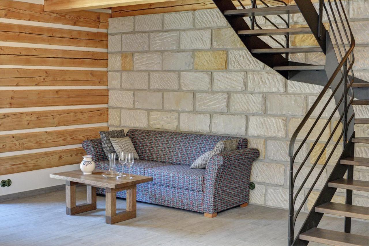 Apartamento Roubenka Pod Troskami Ktová Exterior foto